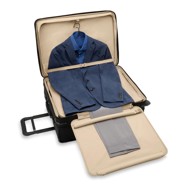 Baseline Collection Medium Expandable Upright Rollaboard by Briggs & Riley BLU126CX-4