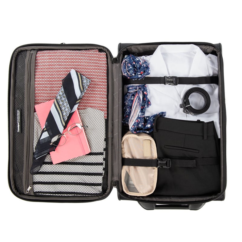 Rollaboard FlightCrew 5 Collection de 22" de Travelpro (3622-01)